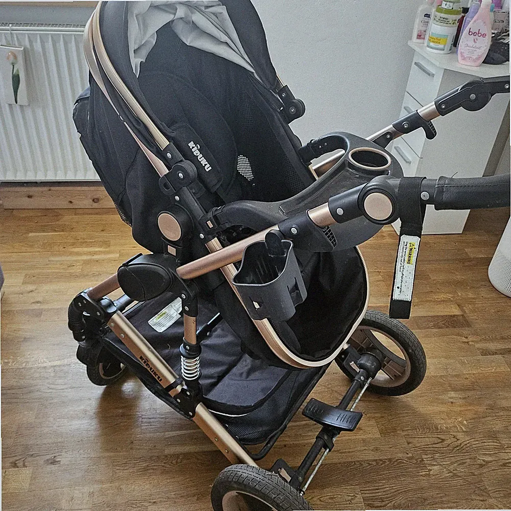 3in 1 Kinderwagen Kiduku mit Maxi Cosi Super gebrauchter Zustand