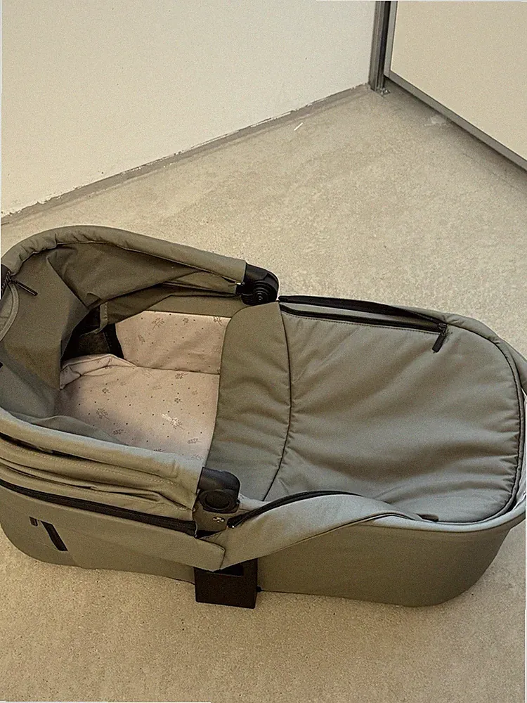 ABC Design Kinderwagen mit Babywanne, sportsitz und Babyschale und babytasche