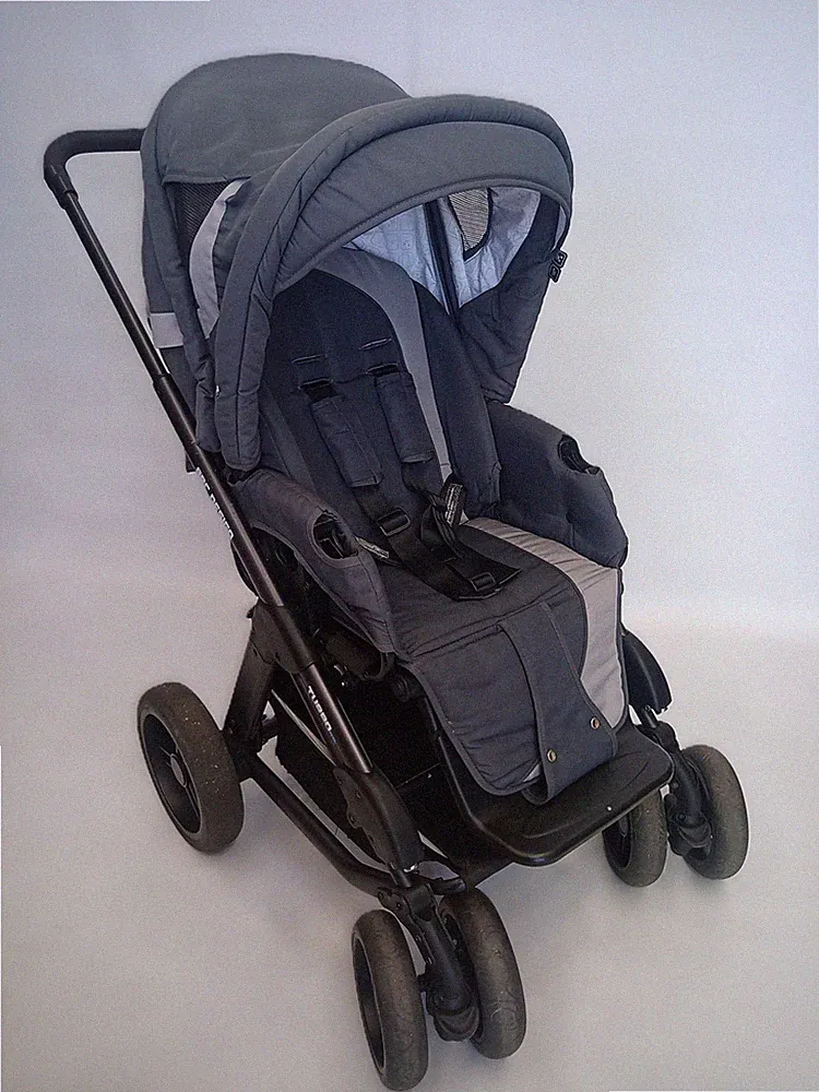 ABC-Design Turbo 6S Kombikinderwagen - Grau / Anthrazit