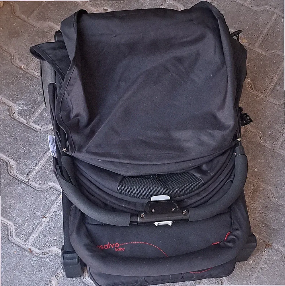 Asalvo Sappo Buggy faltbar mit Verdeck, Sicherheitsgurt, Korb Schwarz/Rot