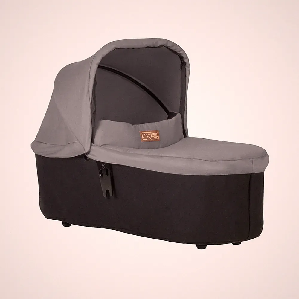 AUSSTELLUNGSSTÜCK Carrycot Babywanne Mountain Buggy Urban Jungle Terrain silber