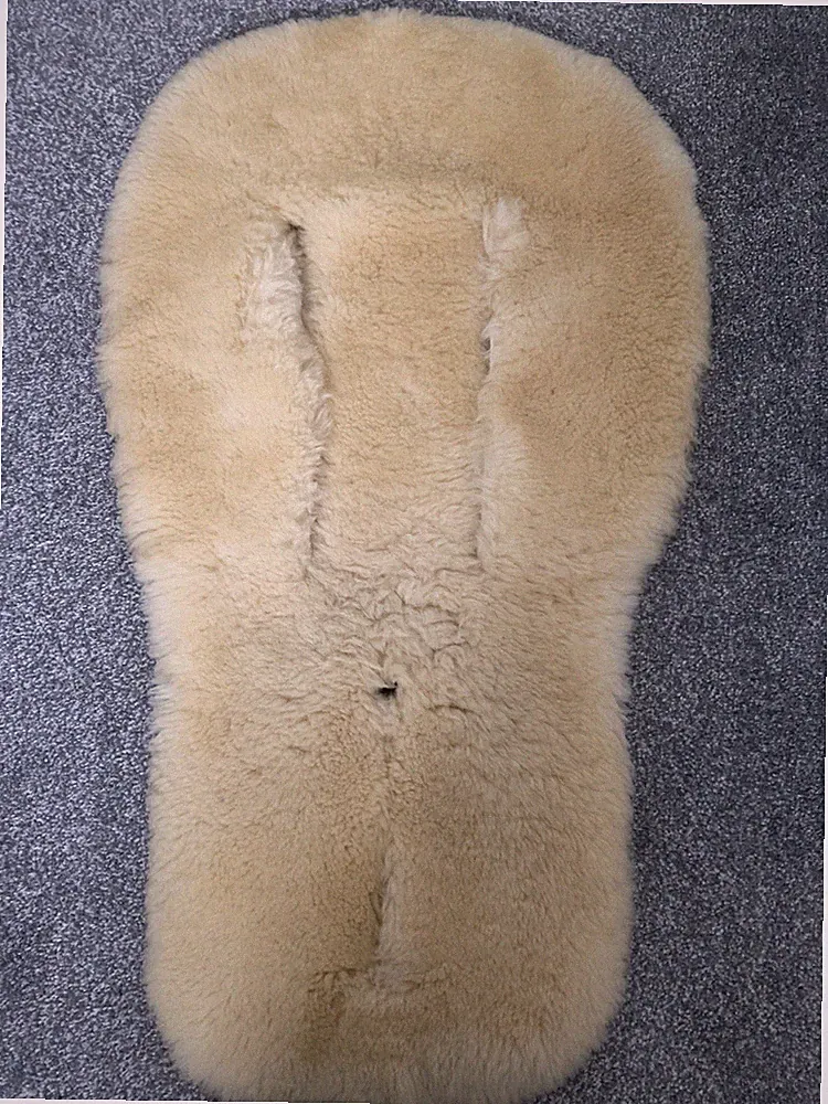 BAA Baby Lammfell - Kinderwageneinlage Einsatz - passend für einen Bugaboo Fox