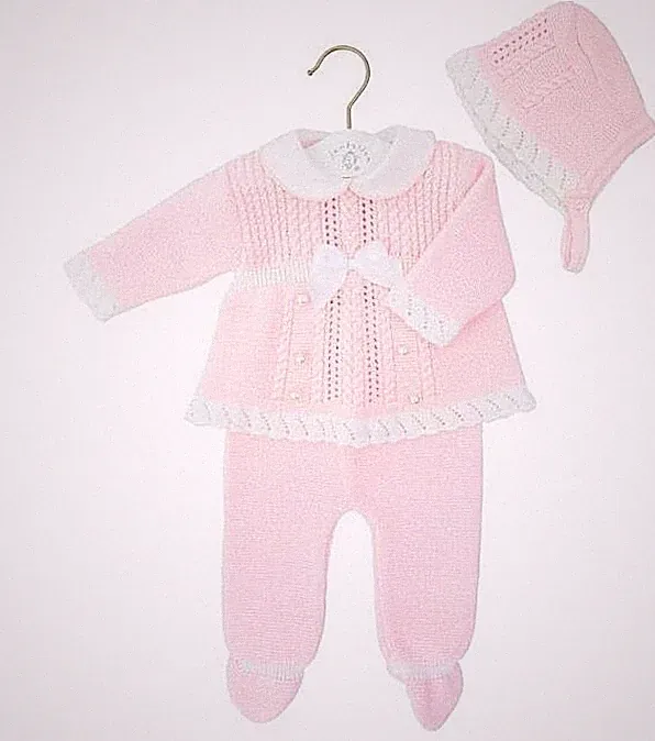 BABY MÄDCHEN STRICK OUTFIT SPANISCH ROSA SPITZE KINDERWAGEN SET & MÜTZE NEUGEBORENES MÄDCHEN GESCHENK