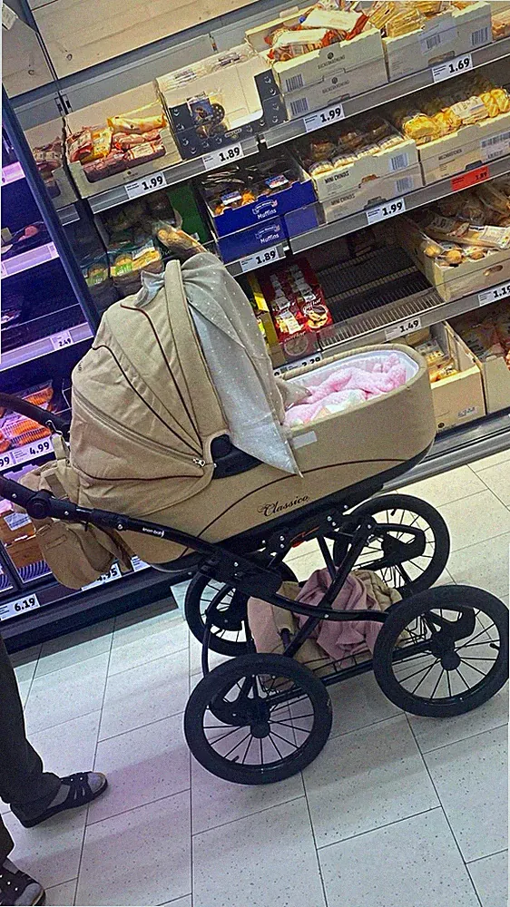 Bebecar Classico klassischer Kinderwagen Beige Einsitzer mit Hängetasche