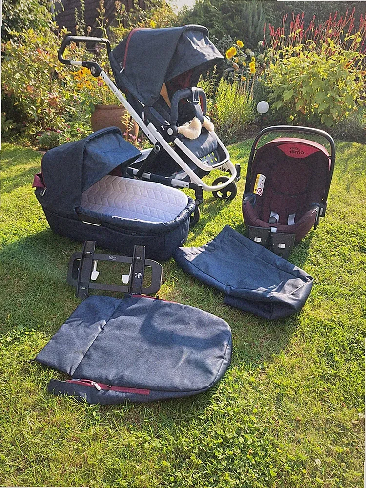 BRITAX Römer Go Next Kombi-Kinderwagen mit umfangreichem Zubehör