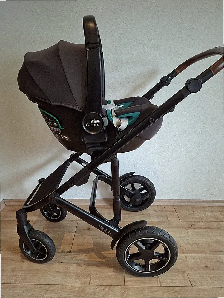 Britax Römer Smile 3, 4 In 1 Set