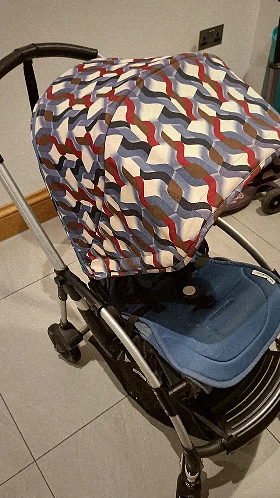 Bugaboo Bee 5 Kinderwagen jeansblau + Fußsack, Regenschutz, Tasche, 2 Hauben + mehr!!