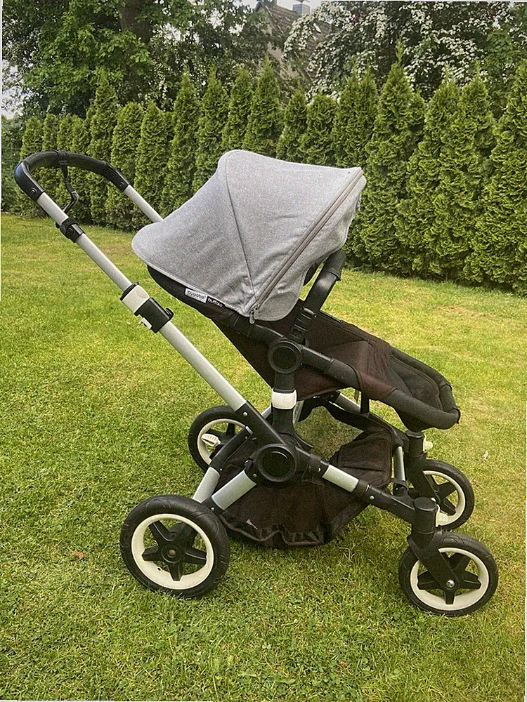 Bugaboo Buffalo Kinderwagen mit diversem Zubehör ( Beige & Grau)