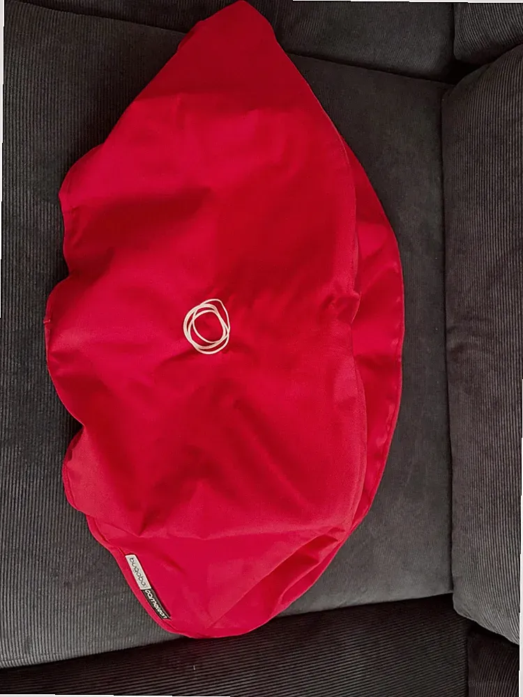Bugaboo Cameleon Kinderwagen Bezug Rot in gutem Zustand