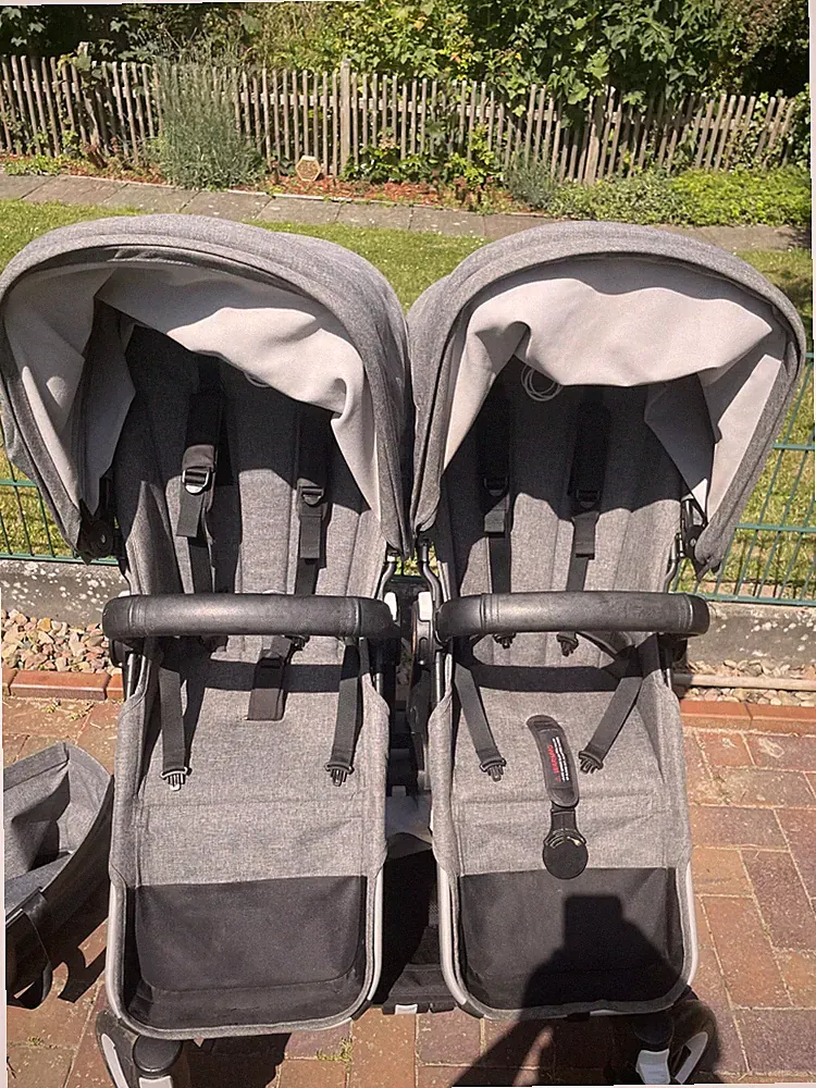 Bugaboo Donkey 3 – Zwillings-/Geschwisterwagen, Grey Mélange, guter Zustand
