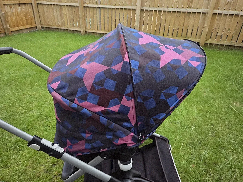 Bugaboo Kinderwagen/Kinderwagenhaube Baldachin Bezug geometrisches Muster blau pink schwarz