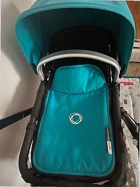 Bugaboo Sonderedition türkis Kinderwagen mit schwarzem Rahmen Preis VB 450 Euro