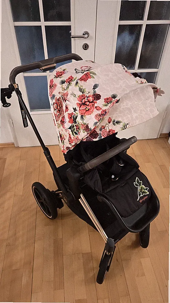 Cybex e-Priam Elektro-Kinderwagen – Spring Blossom Lux Sitz –voll funktionsfähig