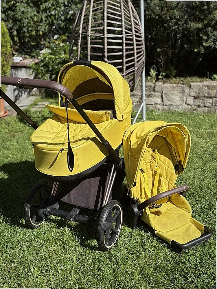 Cybex e-Priam Kinderwagen & Auto Set (mit Gratis Zubehör)