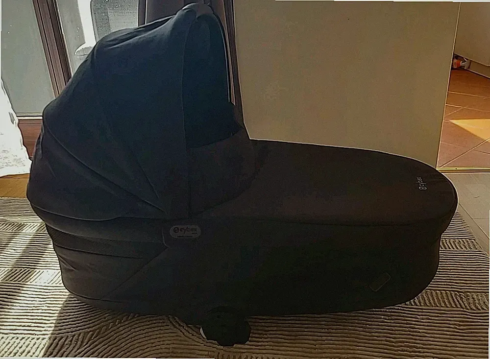 Cybex Gold Cot S Lux Black Kinderwagenaufsatz, Ab Geburt bis ca. 6 Monate