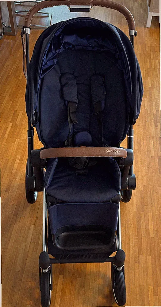 Cybex Platinum Priam 4 Kinderwagen (2025) Chrome Brown + Sitzpaket (Indigo Blu)