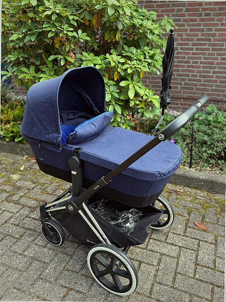 Cybex Priam Kinderwagen 3 in 1 gebraucht