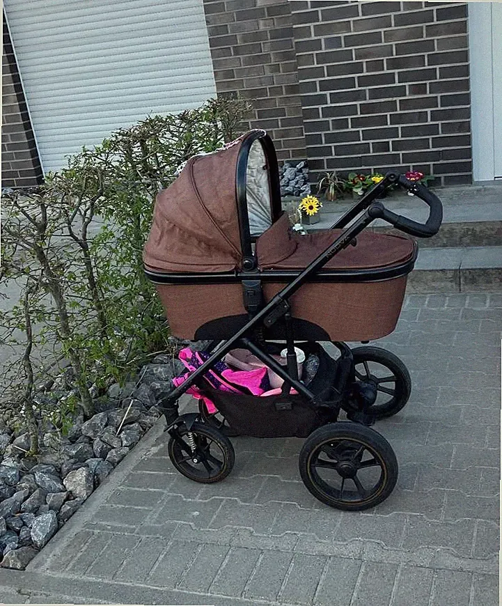 Dringender Verkauf Eines Kinderwagens In Gutem Zustand Wie Neu War Im Einsatz #1