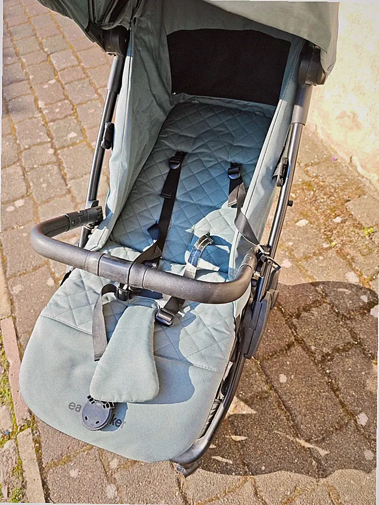 Easywalker Jackey + Lenkrad | Buggy | Forest Green | 8,5kg | Liegefunktion