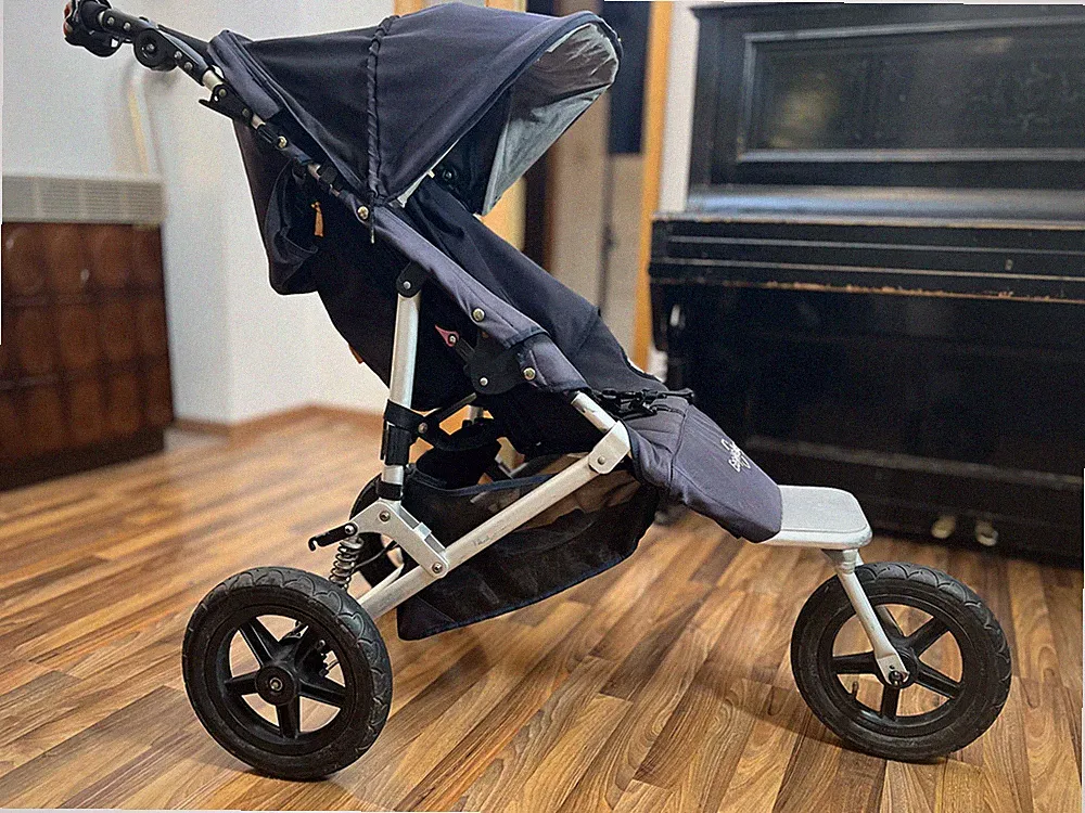 Easywalker Sky Jogger Kombi-Kinderwagen Buggy Sportwagen Babywanne viel Zubehör