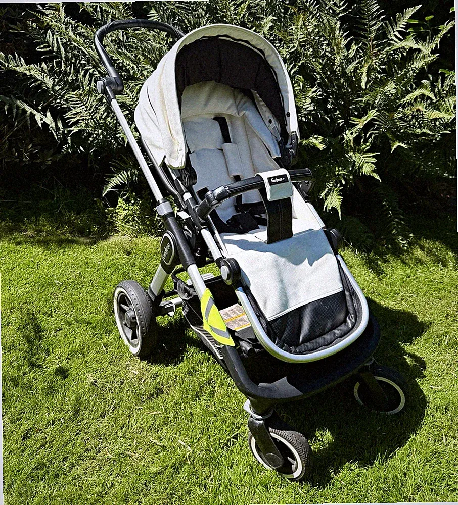Emmaljunga NXT Kinderwagen/Sportwagen in weißem Kunstleder
