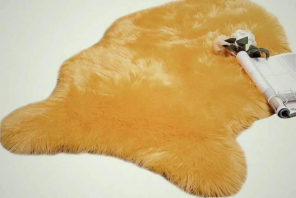Flauschiger Kunstfell Teppich, Modernes Design, 60x90 cm, Golden