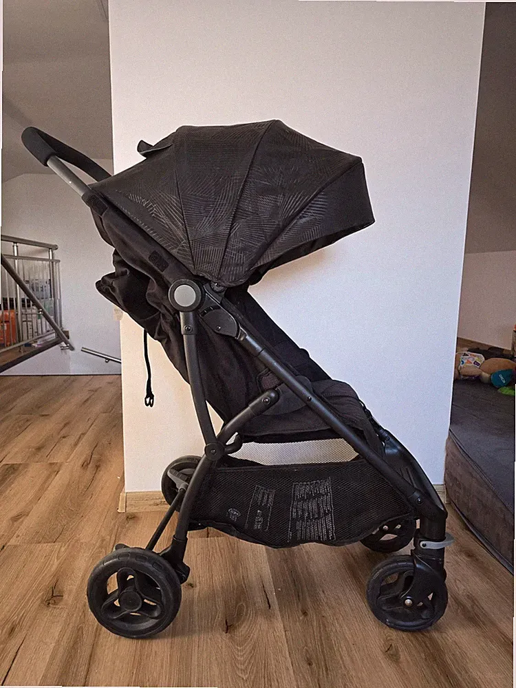 Graco Sportwagen mit cleverem Faltmechanismus