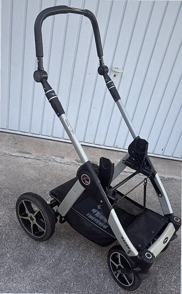 Hartan Racer GTS Kinderwagen Buggy Babyschale Adapter Gestell Fahrgestell