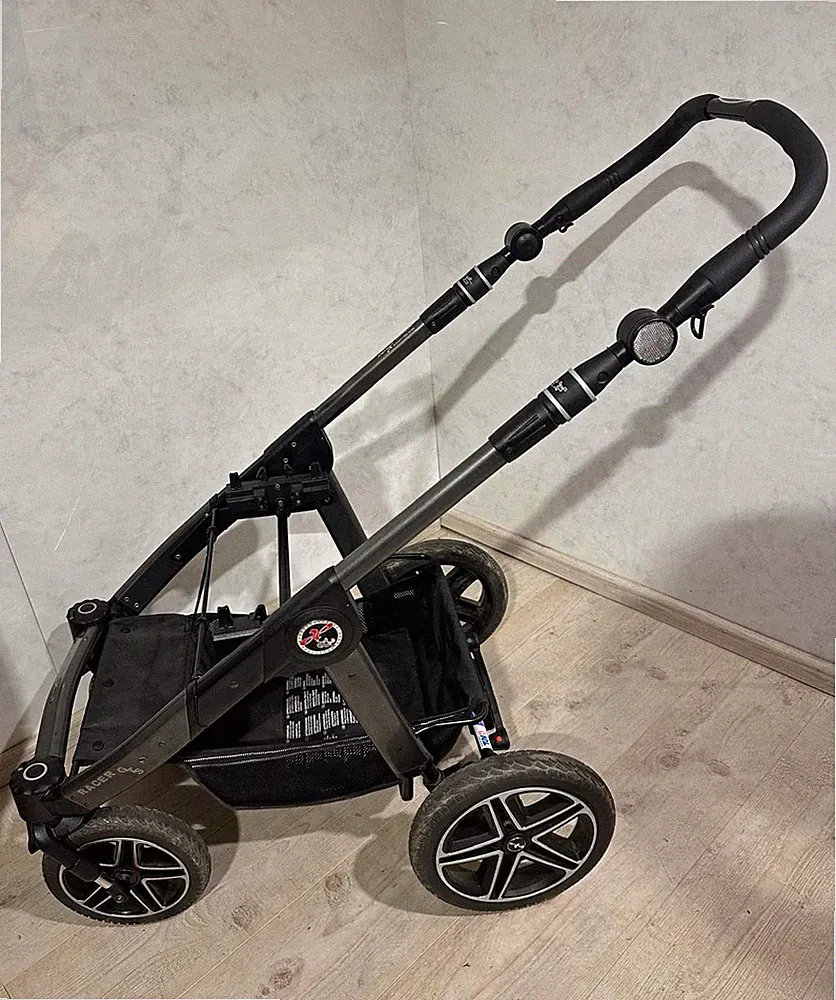 Hartan Racer GTS Kinderwagen-Gestell Rahmen mit Rädern Schwarz/Grau