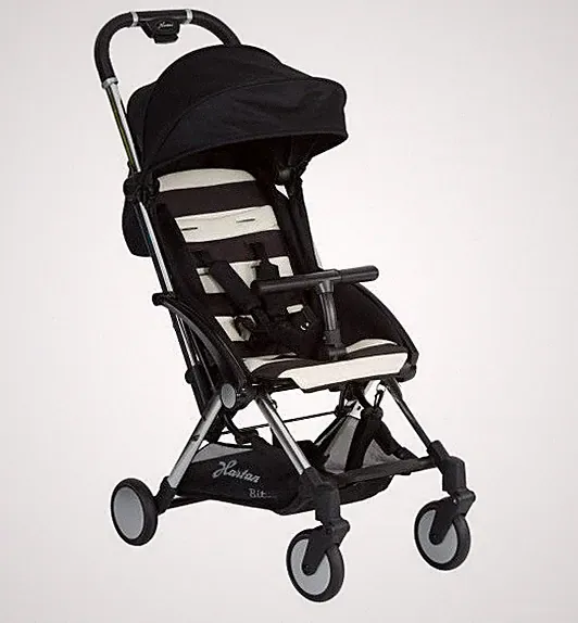 Hartan Reisebuggy Bit Stripe schwarz Streifen Xtra-Line kleines Faltmaß Buggy