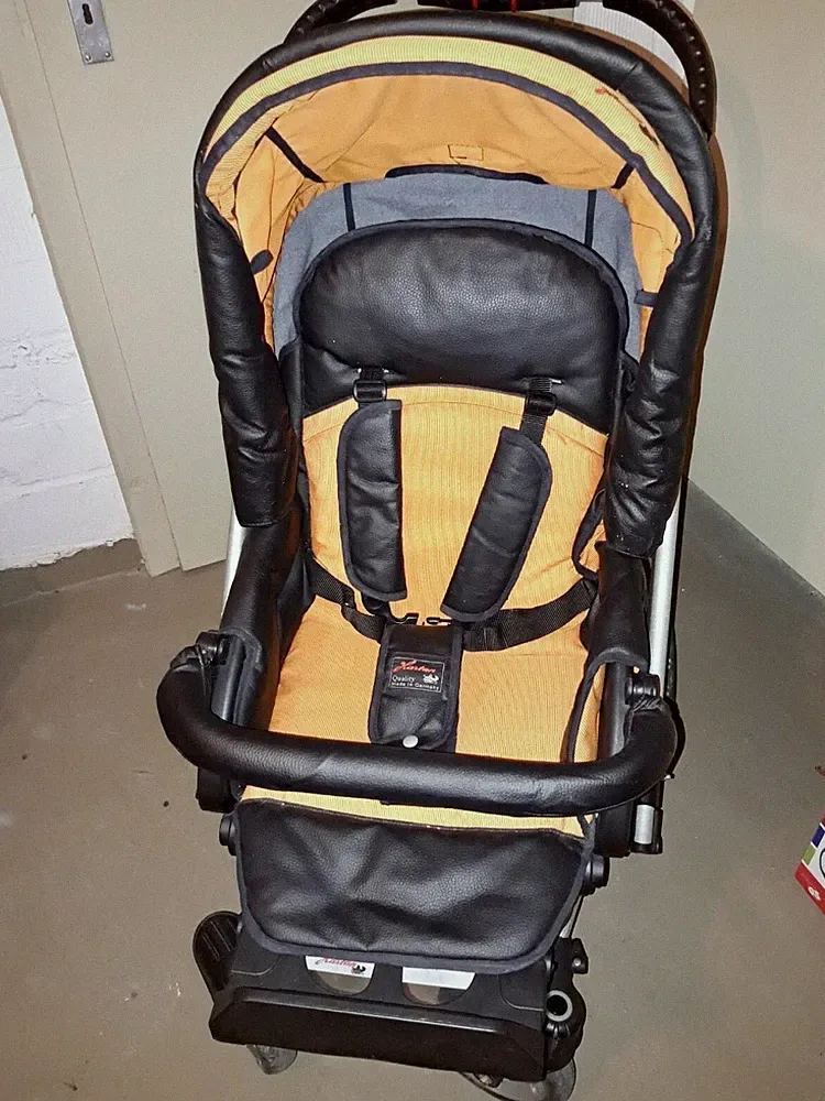 Hartan VIP Kombikinderwagen - Kunstleder und Stoff, mit MaxiCosi Adapter