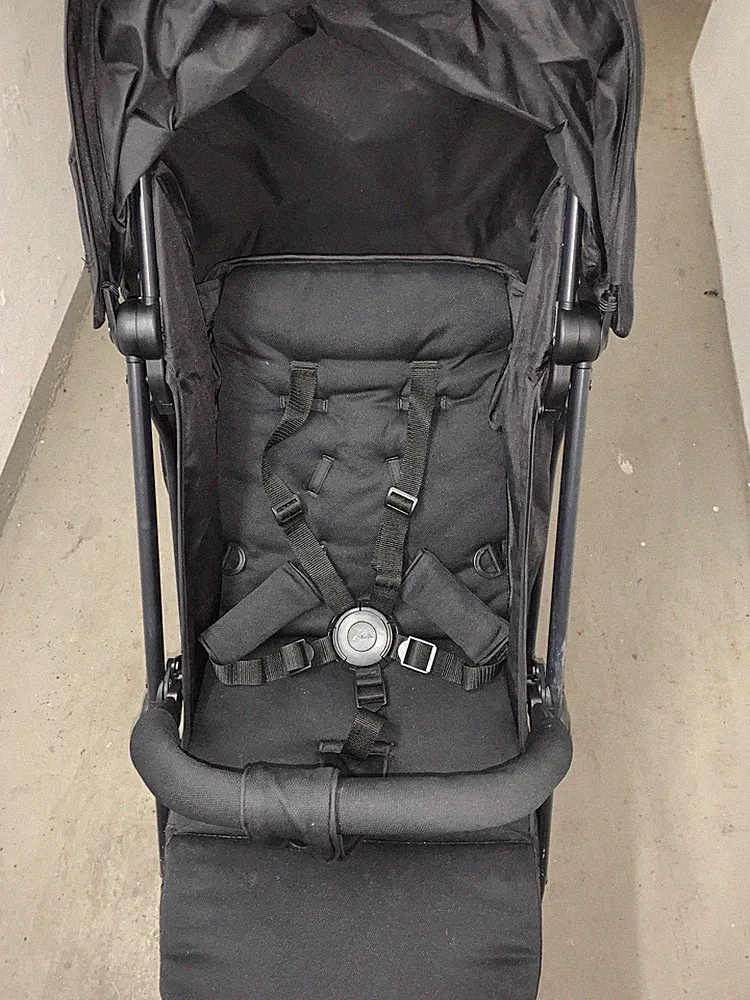 Hauck Citi Neo II Buggy-Kinderwagen - Caviar/Stone (311066)