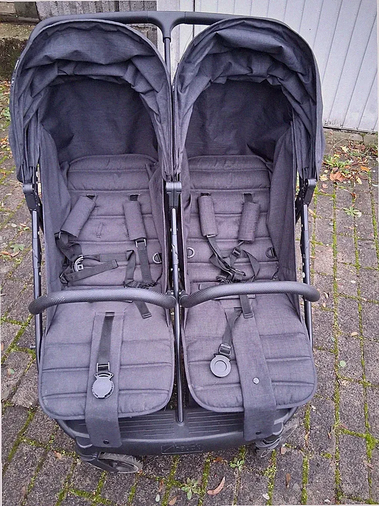 Hauck Geschwisterkinderwagen Uptown Duo schwarz