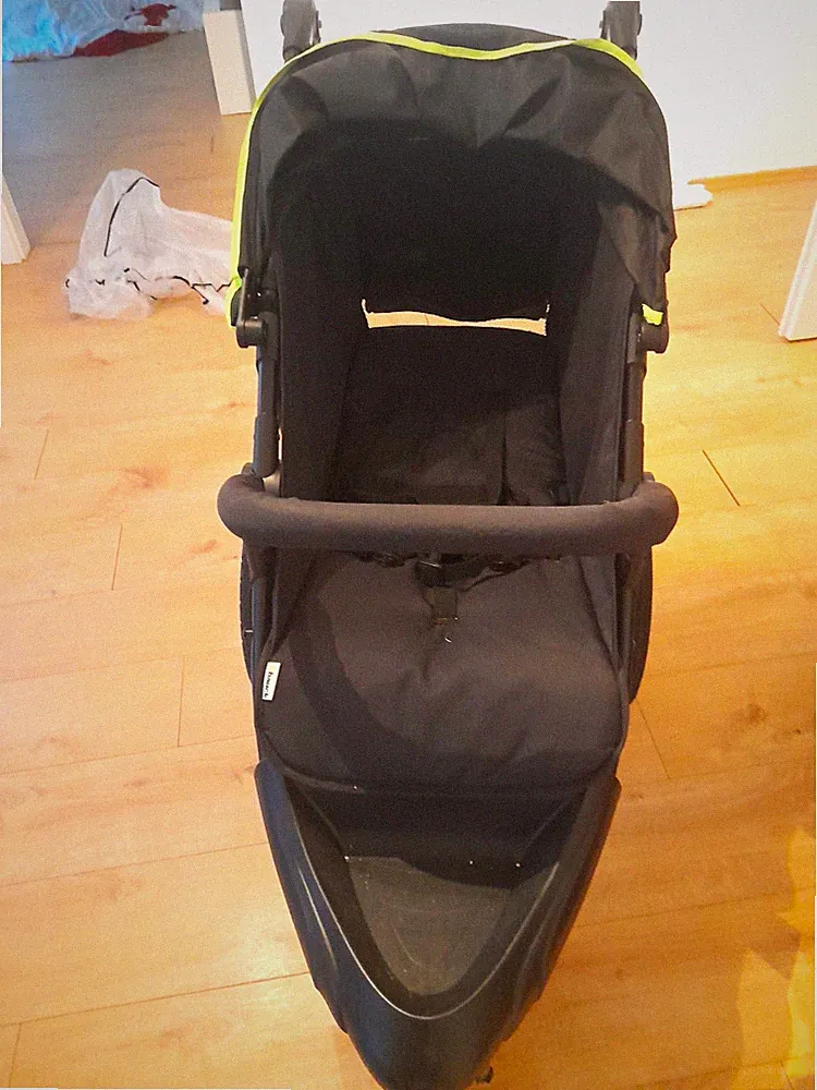 Hauck Jogger Kinderwagen Dreirad Einsitzer mit Sonnendach Schwarz/Grün