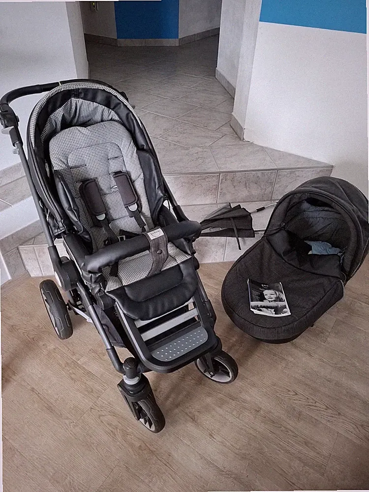 hochwertiger Kinderwagen Teutonia Babywanne Sportsitz Buggy + Zubehör
