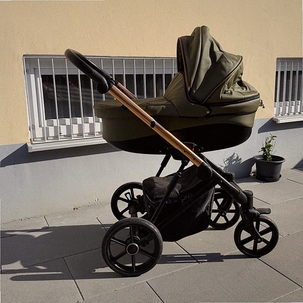 Hochwertiger Kinderwagen wie neu | Federung | Große Babywanne | Top Zustand