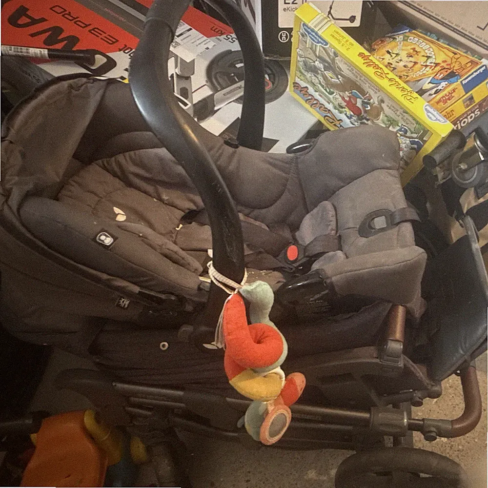 Joie Kombikinderwagen/Sportwagen Einsitzer inkl. Babyschale grau/schwarz