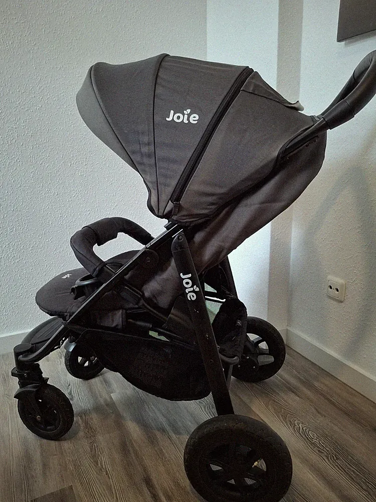 JOIE Litetrax 4 air, Buggy