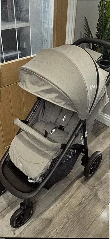 Joie Litetrax 4-Rollen Kinderwagen grau Flanell mit Regenschutz