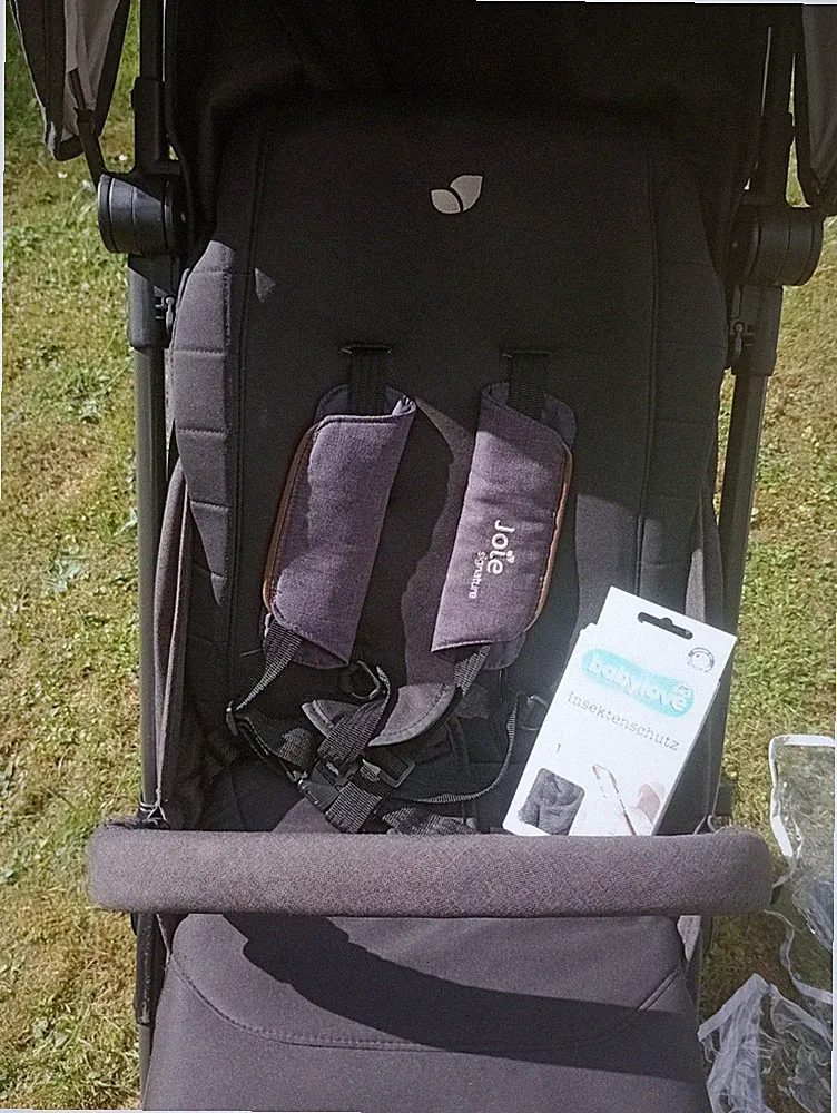Joie Pact Flex Signature Viel Zubehör Reise Buggy Kinderwagen nur 6,5Kg leicht