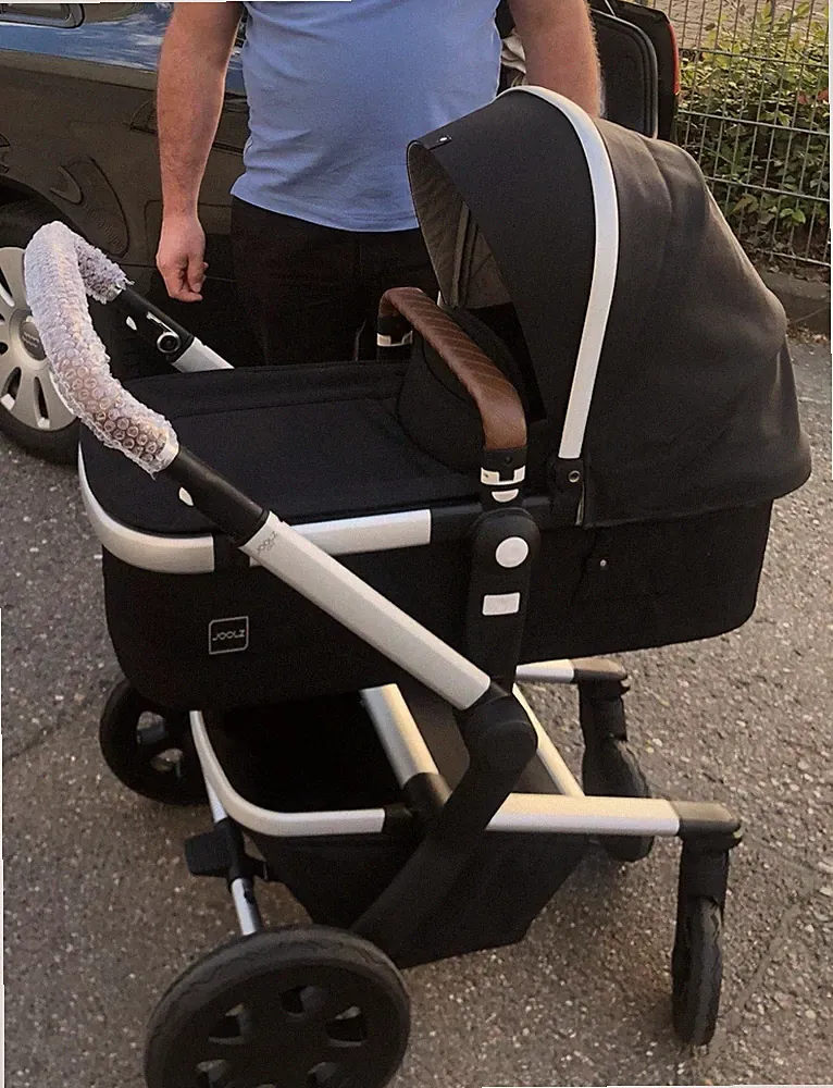 JoolzDay Kinderwagen Tailor Gestell silber 17/18 Milk Design B Joolz