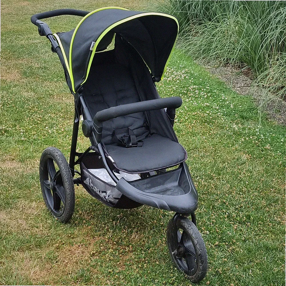 Kindersportwagen, 3-Rad schwarz/grün, faltbar, Korb, Luftreifen