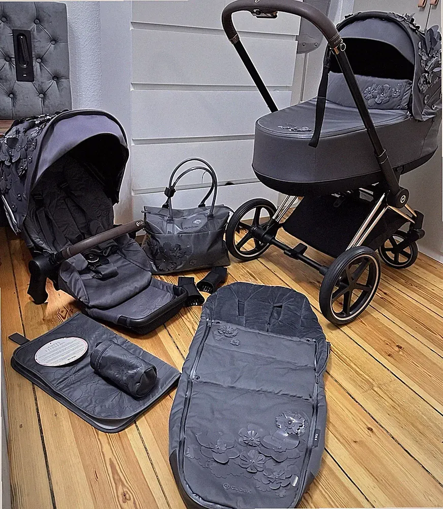 Kinderwagen 3 in 1 im sehr guten Zustand + komplettes Set