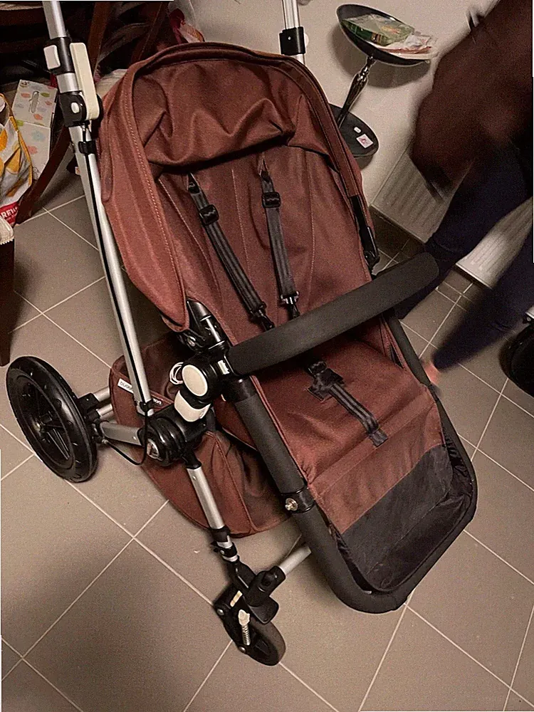 Kinderwagen Bugaboo Camelion Braun mit Zubehör