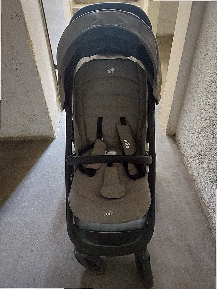 kinderwagen buggy joie, neatly used without damage. It’s almost new