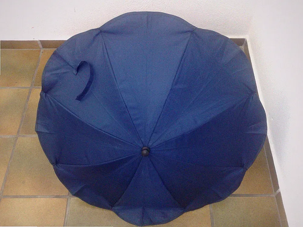 Kinderwagen-/ Buggy-Sonnen-/Regenschirm dunkelblau,-innen-silber beschichtet