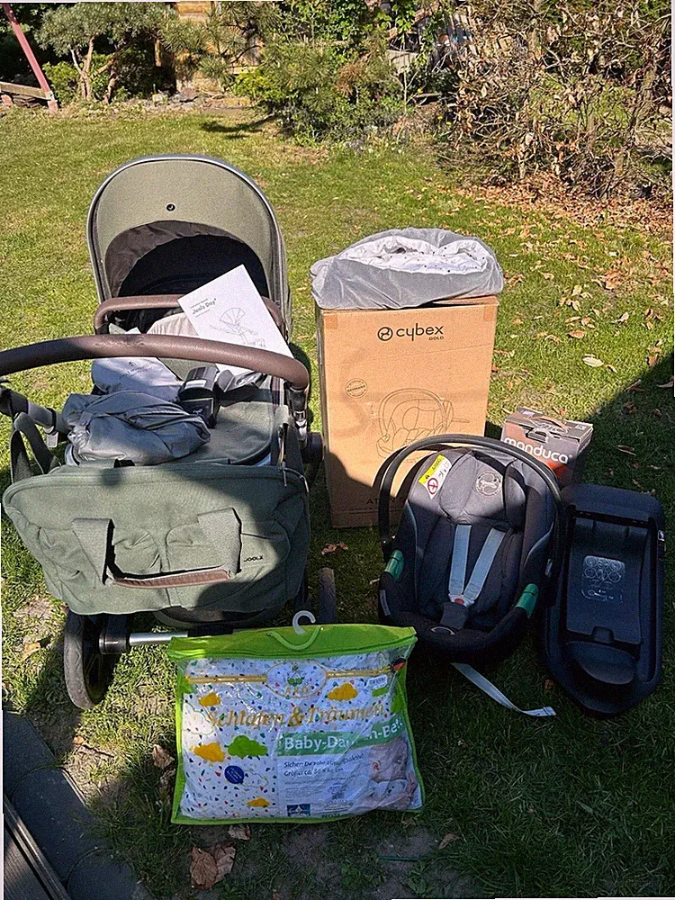 Kinderwagen Joolz , Ceybex -Maxi Cosi mit Andog- Station (Auto), Manduca Trage