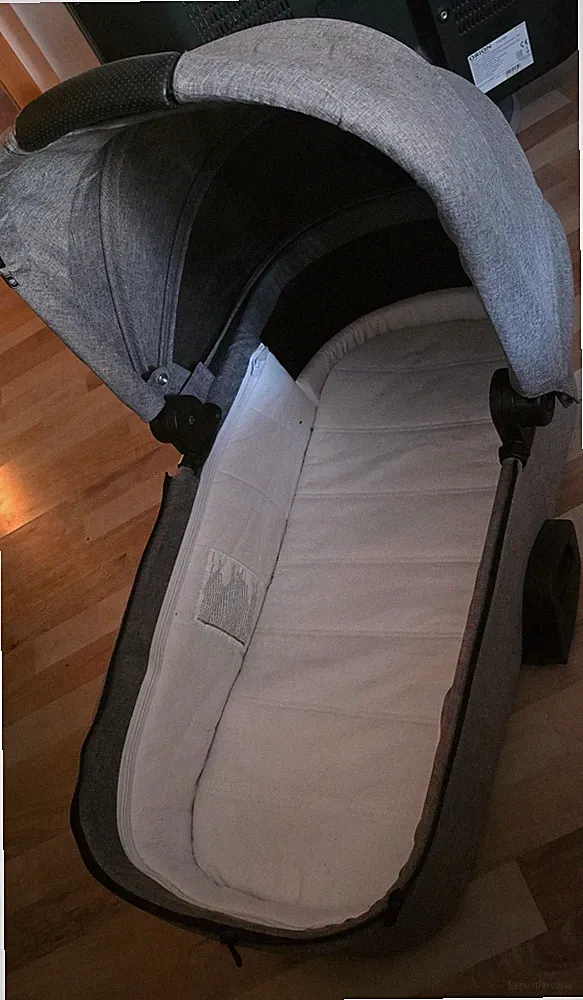 Kinderwagenaufsatz Babyschale von Hauck für den Colibri Buggy