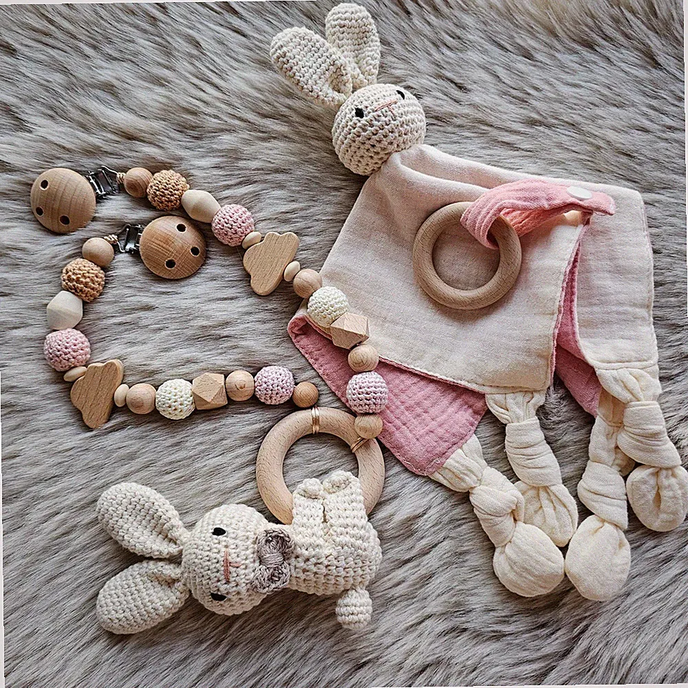 Kinderwagenkette 2er Set Hase Schmusetuch mit Glöckchen Geschenk zur Geburt