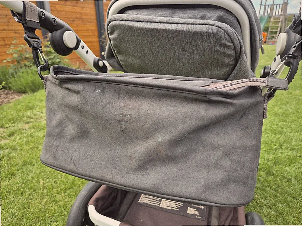Lässig Kinderwagen Organizer / Hängetasche Wildlederoptik neuwertig aus 1. Hand